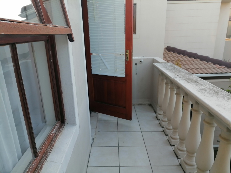 To Let 2 Bedroom Property for Rent in Parklands North Western Cape